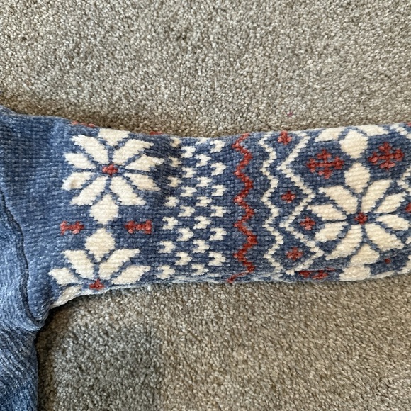 Christian Siriano Women's Blue Mockneck Sweater with Snowflake Print Size XS - Picture 4 of 5